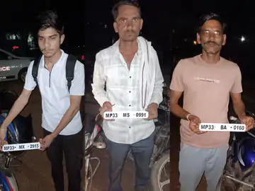 बिना नंबर प्लेट दौड़ा रहे थे बाइक-स्कूटी, यातायात पुलिस ने 25 वाहन किए जब्त