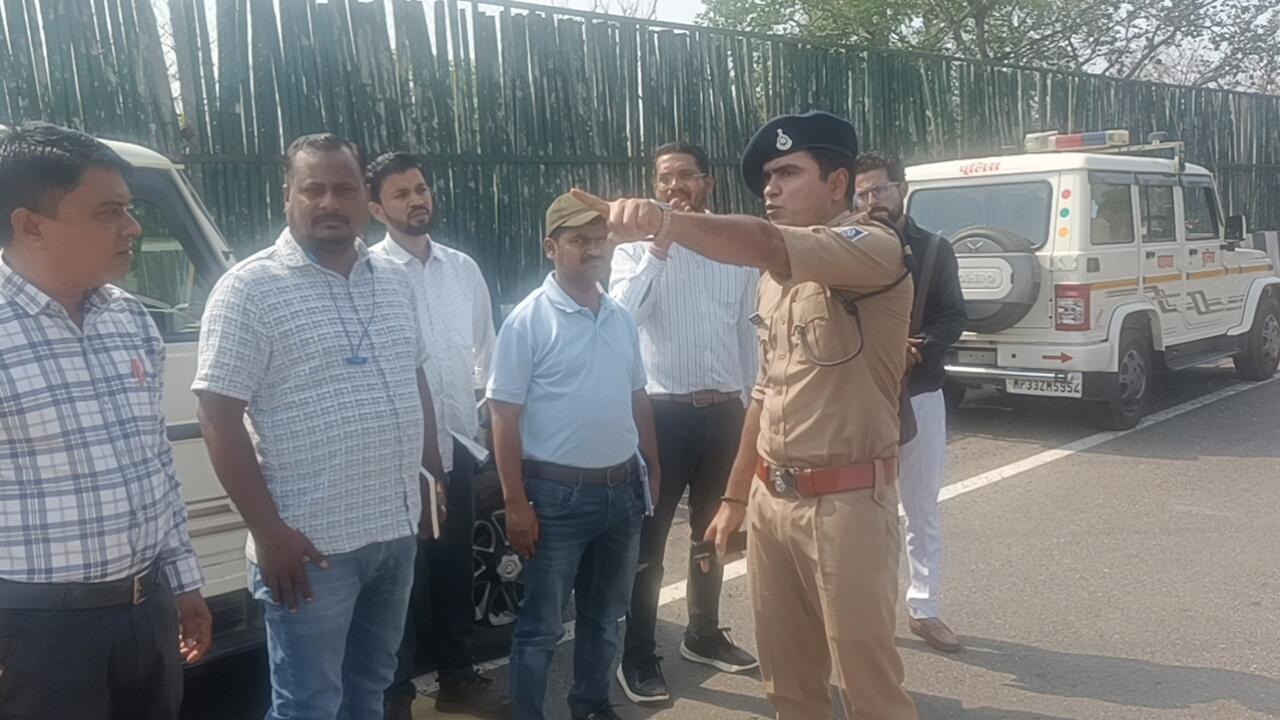 SHIVPURI NEWS-सड़क हादसों पर अंकुश लगाने खूबत घाटी सहित 4 ब्लैक स्पॉट का निरीक्षण
