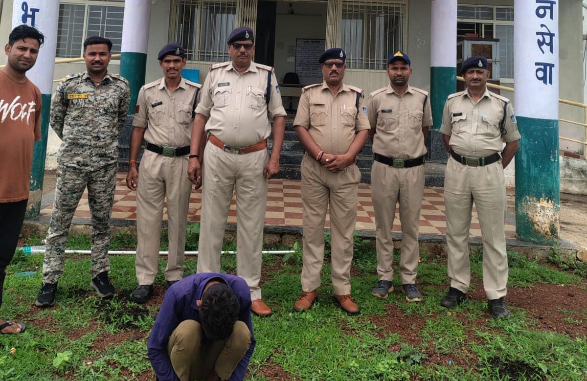 4 साल से फरार स्थाई वारंटी गिरफ्तार: दुष्कर्म और पॉक्सो एक्ट के मामले में पुलिस ने दबोचा